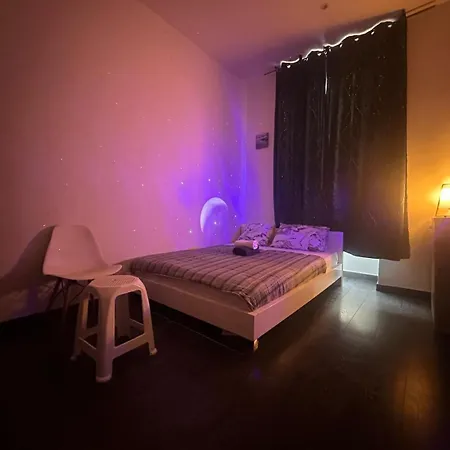 Homestay Delight 1st Door *