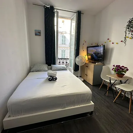 Delight 1st Door Nizza